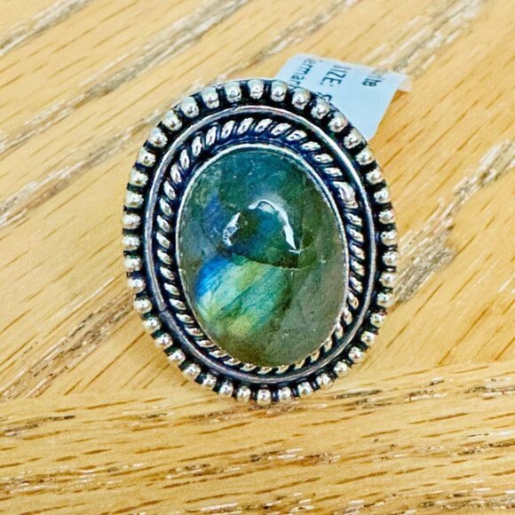 Real Labradorite Natural Gemstone Ring 1 Inch Ornate Setting Ring Size 8 - Picture 6 of 8
